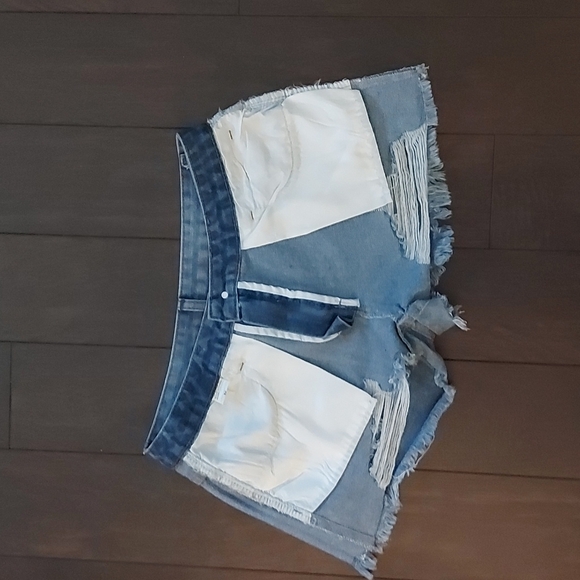 Faded Jean Distressed Short Shorts - Picture 3 of 5